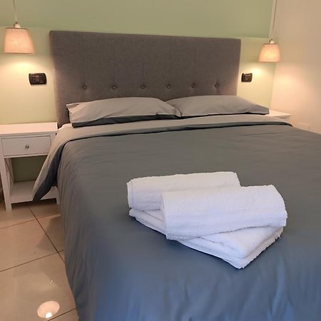 Residenza Geri - Suite And Home Napoli Centro 外观 照片
