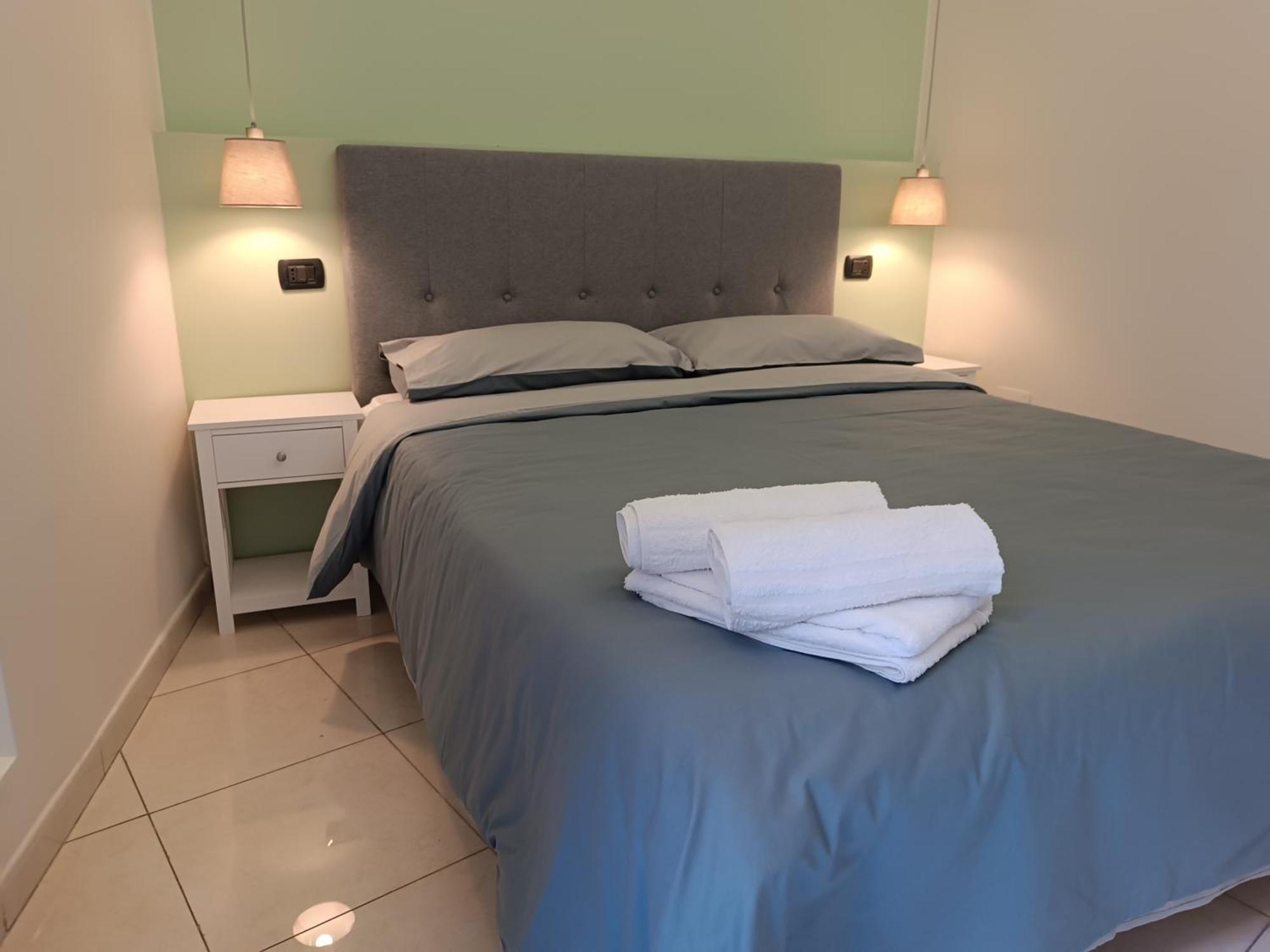 Residenza Geri - Suite And Home Napoli Centro 外观 照片
