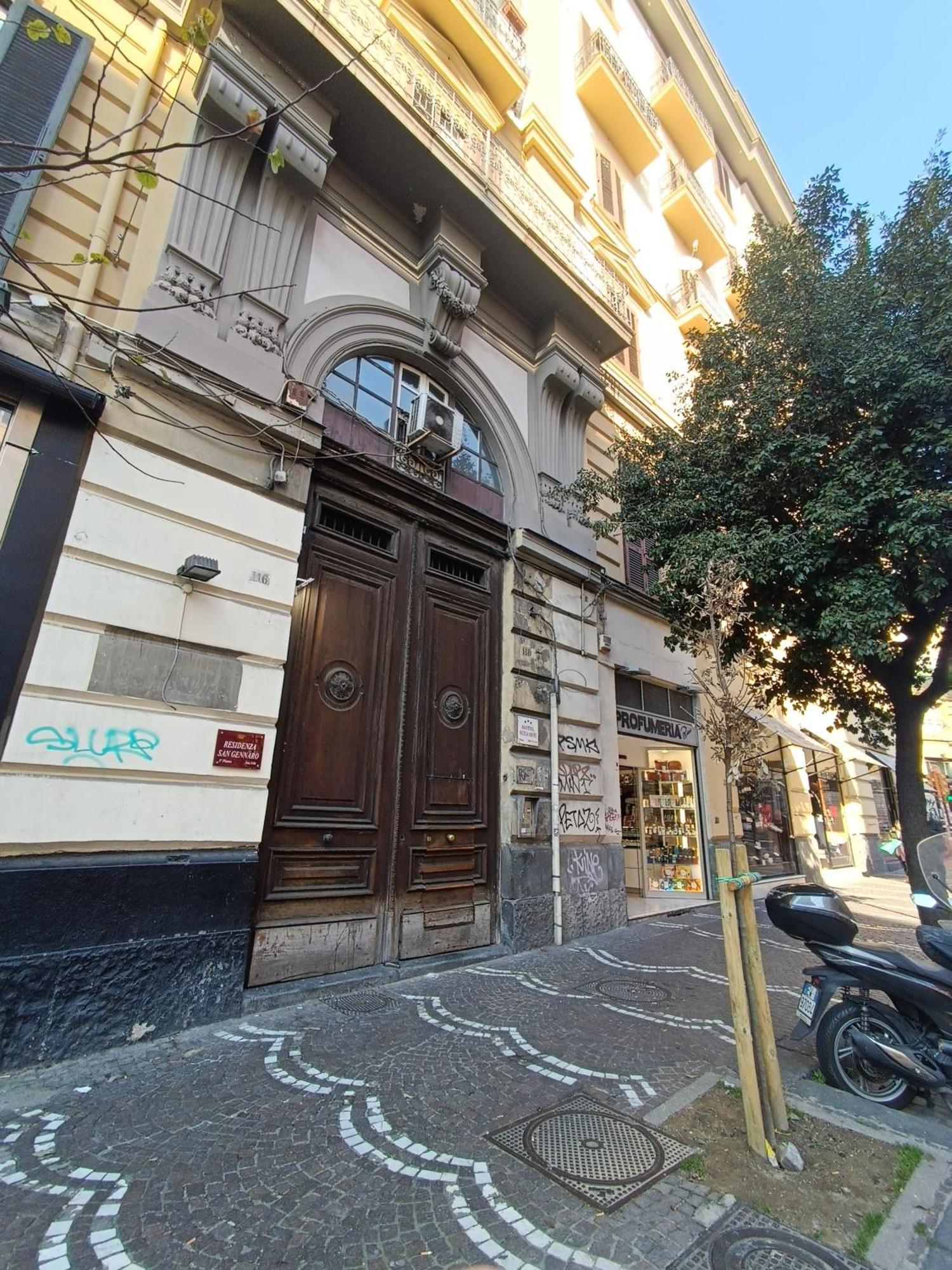 Residenza Geri - Suite And Home Napoli Centro 外观 照片