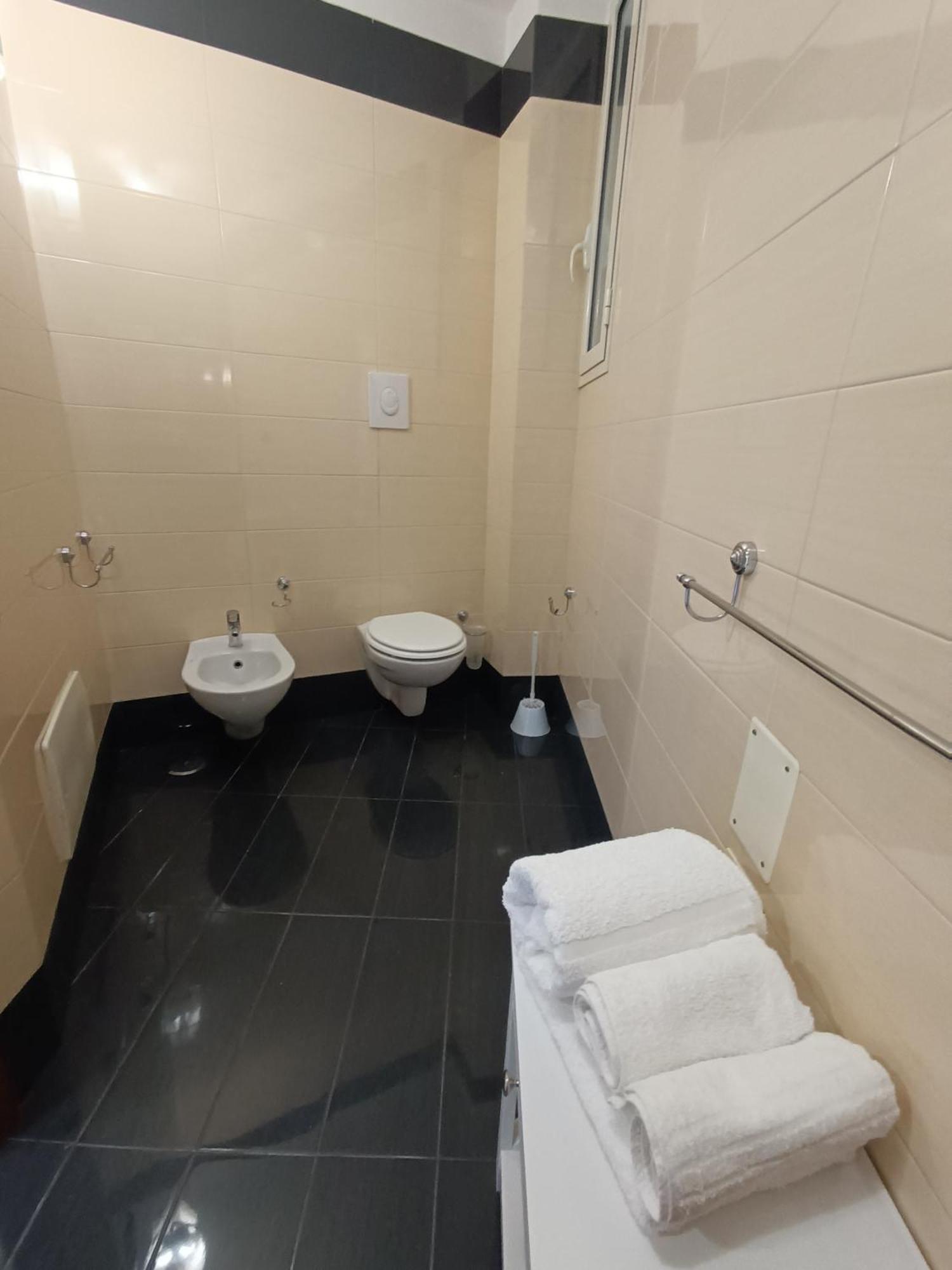 Residenza Geri - Suite And Home Napoli Centro 外观 照片