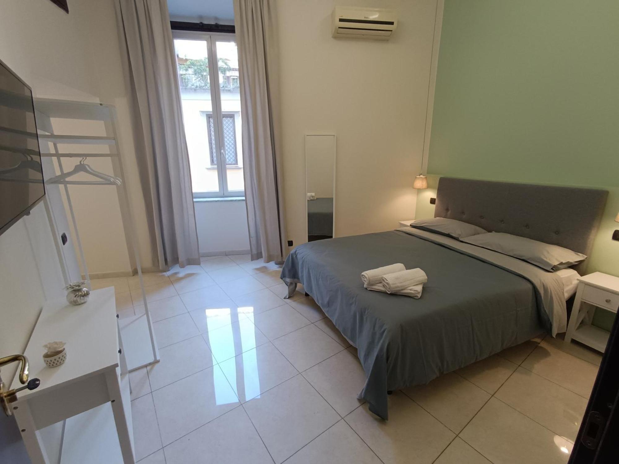 Residenza Geri - Suite And Home Napoli Centro 外观 照片