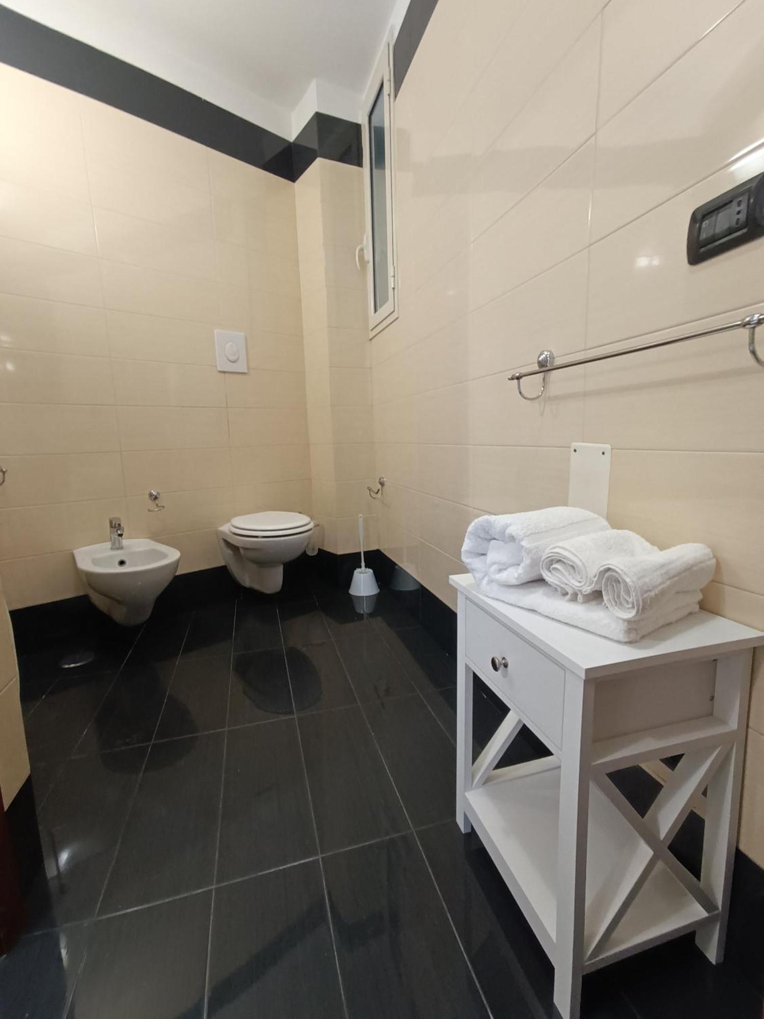 Residenza Geri - Suite And Home Napoli Centro 外观 照片