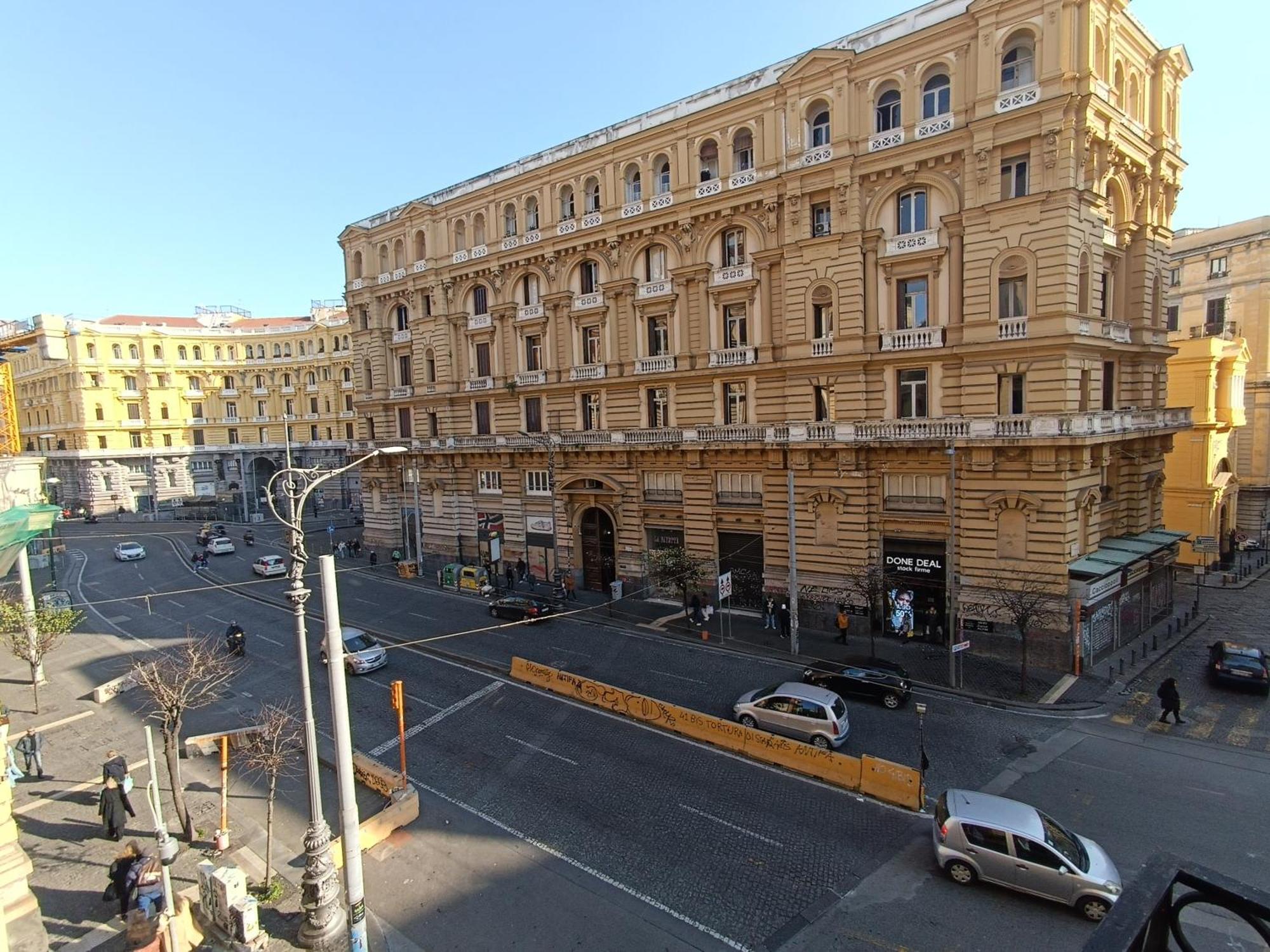 Residenza Geri - Suite And Home Napoli Centro 外观 照片